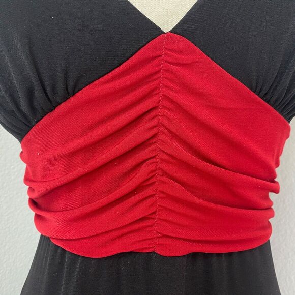 iz Buyer Black Halter Cocktail Dress Medium Red Ruched Waist Dance Party Clubbin - Picture 4 of 11
